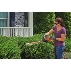 BLACK+DECKER 3.8 AMP Corded Electric Hedge Trimmer -Outdoor Power Equipment Sales Store black decker corded hedge trimmers behts300 fa 1000