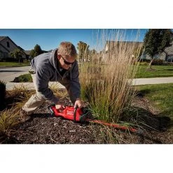 Milwaukee M12 FUEL 8 in. 12V Lithium-Ion Brushless Cordless Hedge Trimmer Kit with M18 FUEL 24 in. Hedge Trimmer (2-Tool) -Outdoor Power Equipment Sales Store milwaukee cordless hedge trimmers 2533 21 2726 20 76 1000