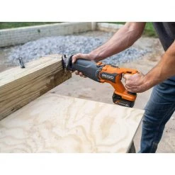 RIDGID 18V 6.0 Ah and 4.0 Ah MAX Output Lithium-Ion Batteries and Charger Kit with Bag 20 RIDGID 18V 6.0 Ah and 4.0 Ah MAX Output Lithium-Ion Batteries and Charger Kit with Bag -Outdoor Power Equipment Sales Store ridgid outdoor power batteries chargers ac840060sb1 44 1000